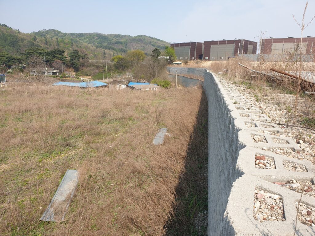 [토지경매정보] 평택지원 2021타경49193 안성시 죽산면 두교리 183-5외 7필지 경매 안내드립니다.